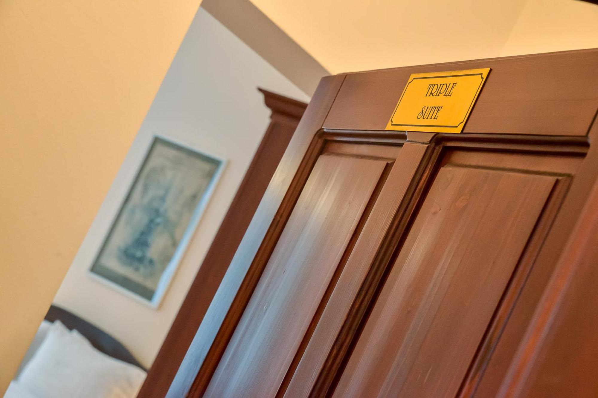 An Der Holztreppe Apartment Sighisoara Luaran gambar
