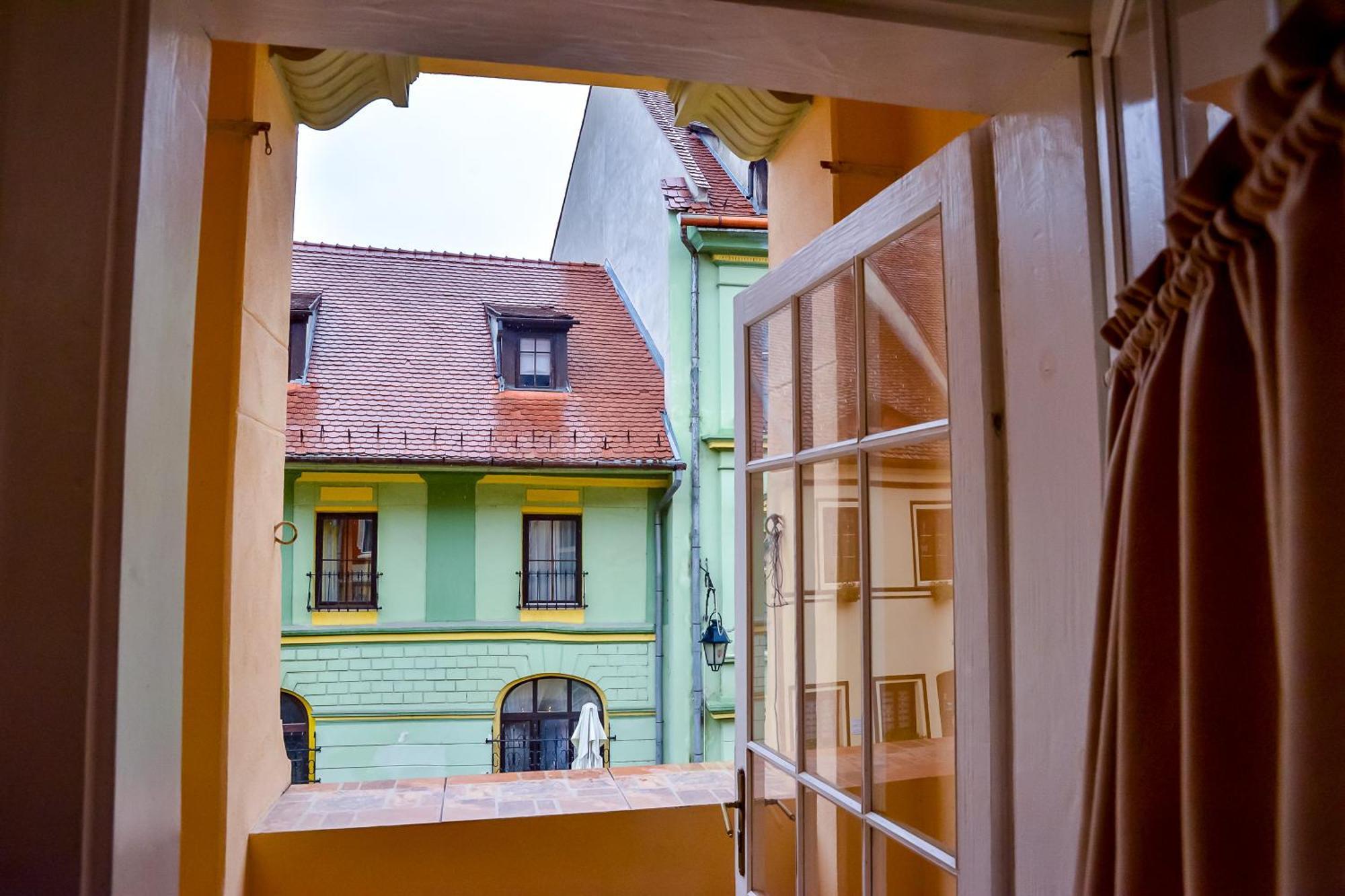 An Der Holztreppe Apartment Sighisoara Luaran gambar